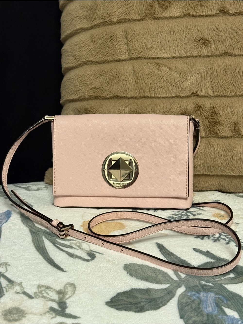 🎀✨ Kate Spade Laurel Way Greer Crossbody - Blush Pink Saffiano ✨🎀